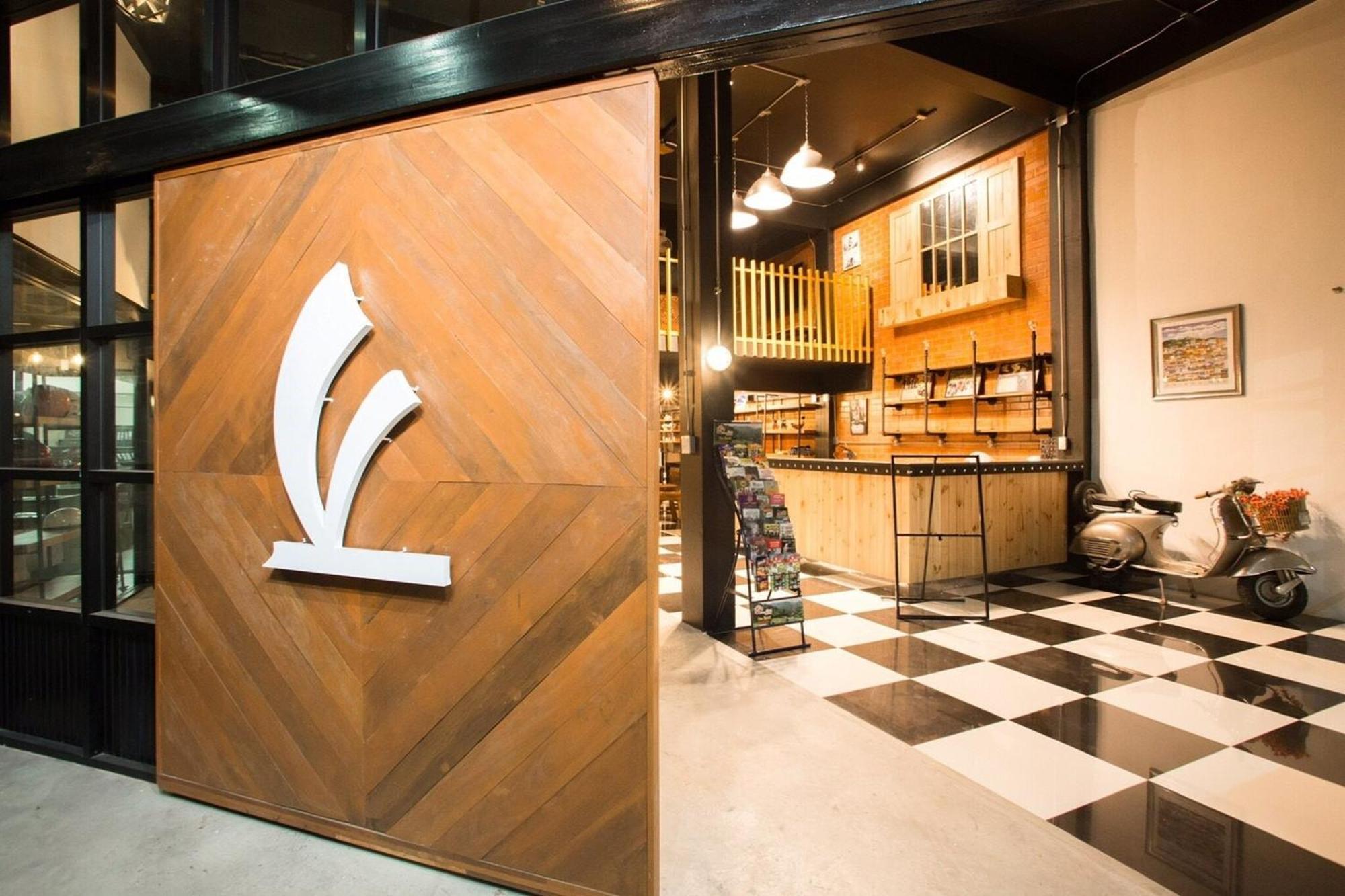 Vestique Hostel Chiang Mai Eksteriør billede