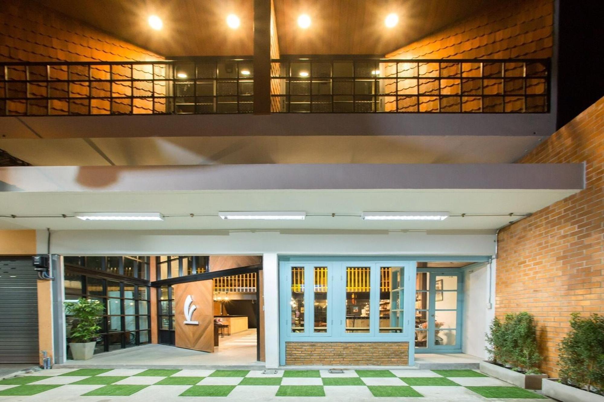 Vestique Hostel Chiang Mai Eksteriør billede